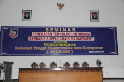 Seminar Penerapan Teknologi Informasi Berbasis Supply Chain Management